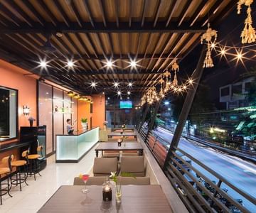 Popular Nightlife Activities. Drink Bar Chiang Mai