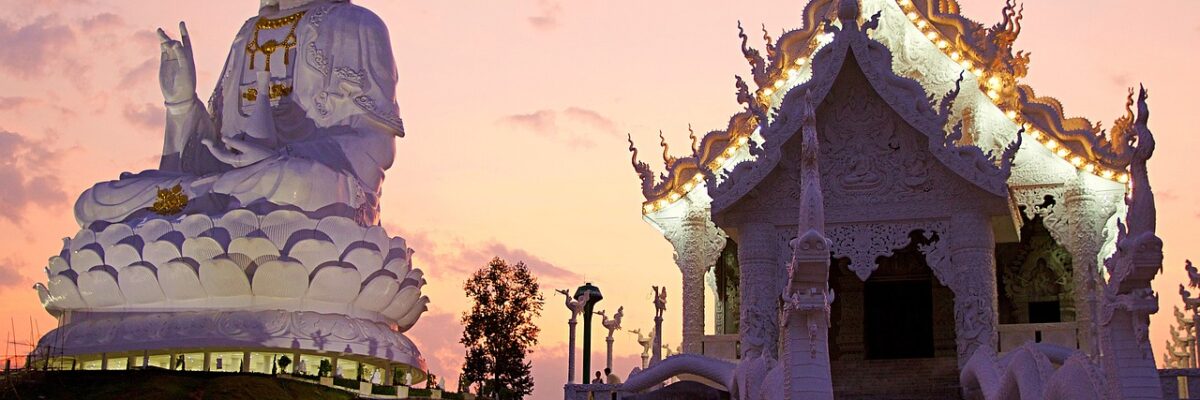 Wat-Huay-Pla-Kung2-Chiang-Rai