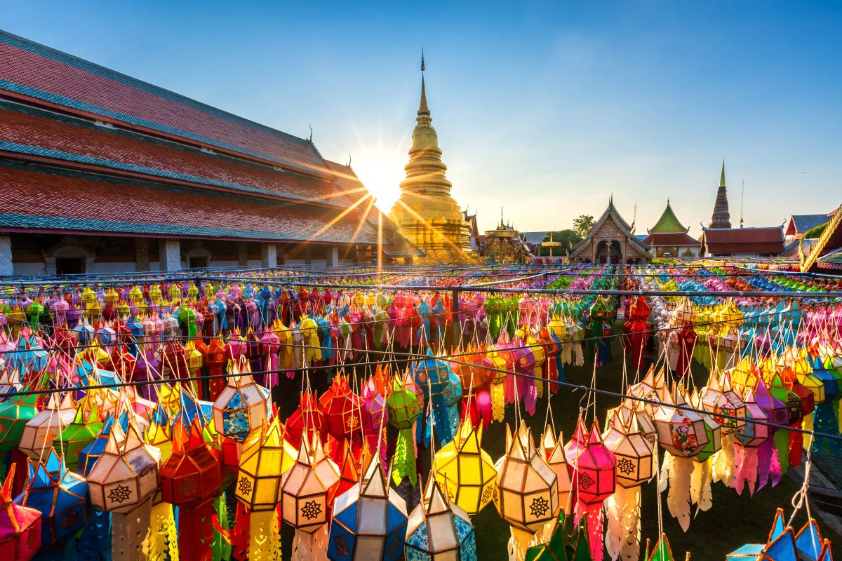 Wat-Phra-That-Hariphunchai-Lamphun