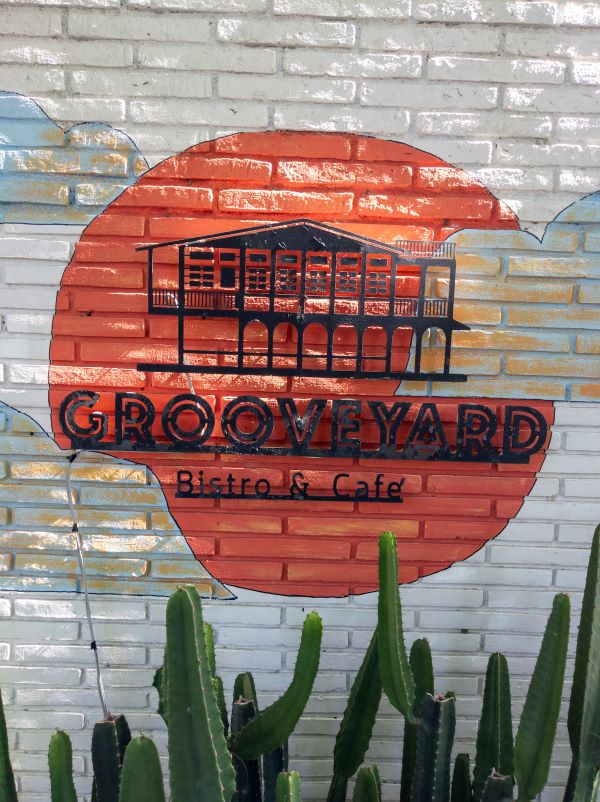 Grooveyard Bistro Cafe Mae Rim Thailand