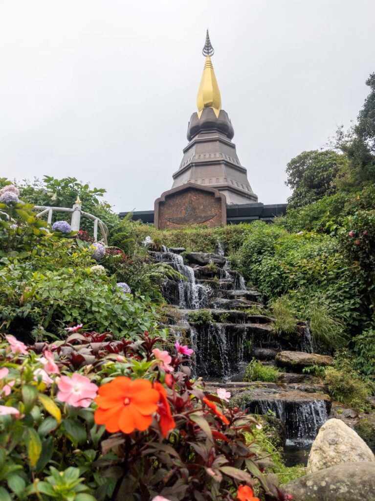 Pagoda Doi Inthanon National Park