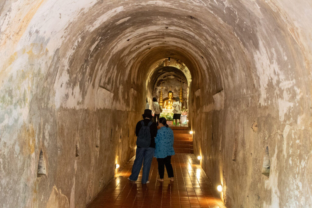 Wat Umong Chiang Mai 