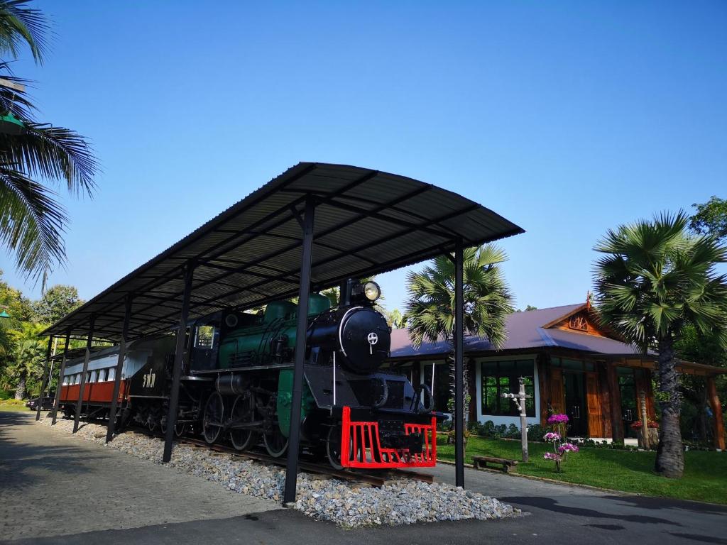 Royal Train Garden Resort4