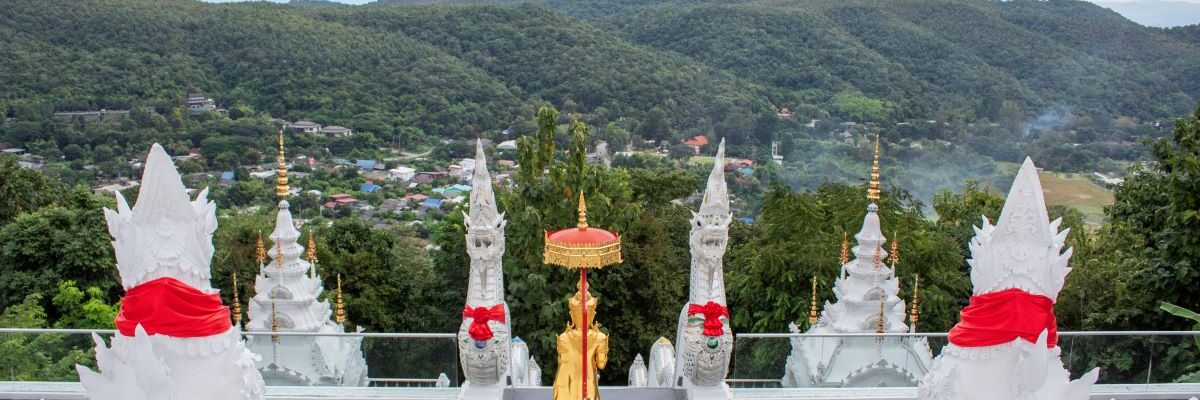 Wat Si Mueang Pong White Castle Chiang Mai