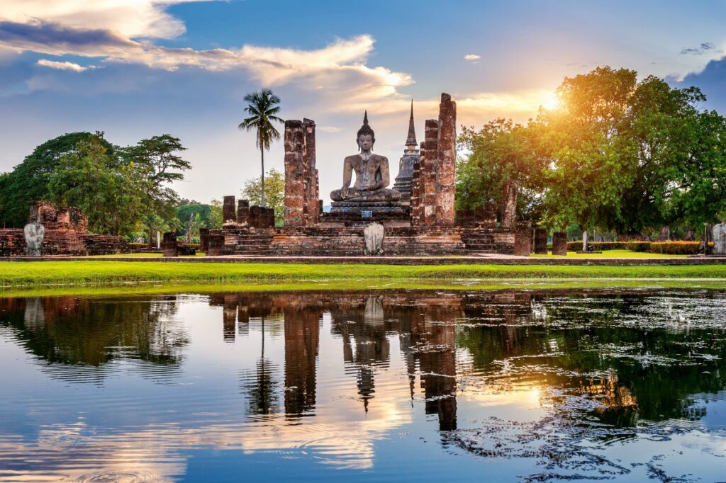 Ayutthaya Wat Mahathat Temple