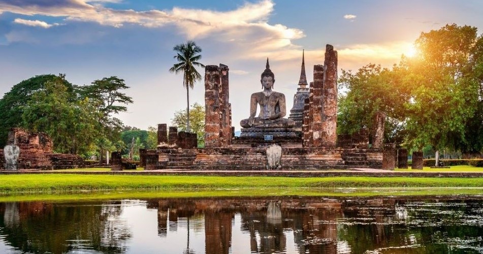 Ayutthaya Wat Mahathat Temple