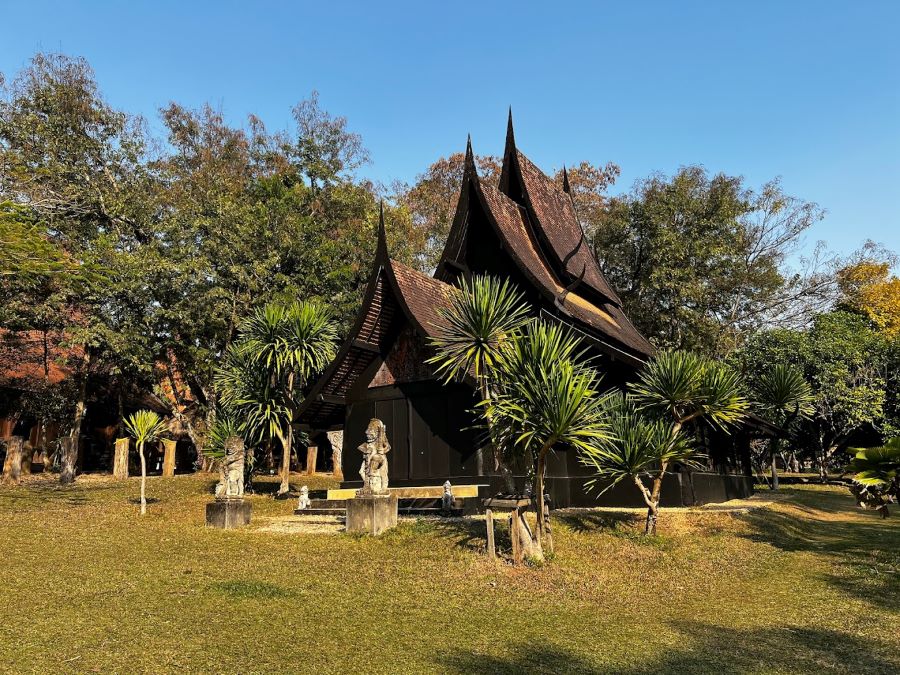 Baan Dam Museum