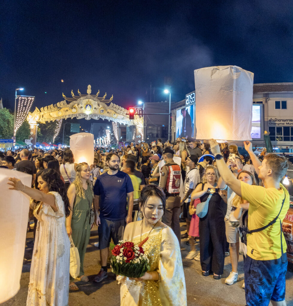 Yi Peng Loy Krathong Festival