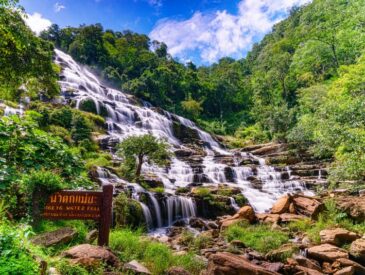 Mae Ya Waterfall Doi Inthanon