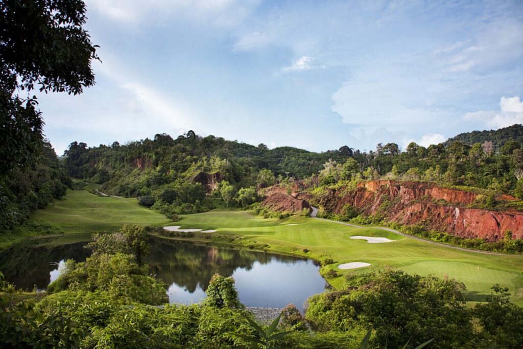 Red-Mountain-Golf-Club Phuket