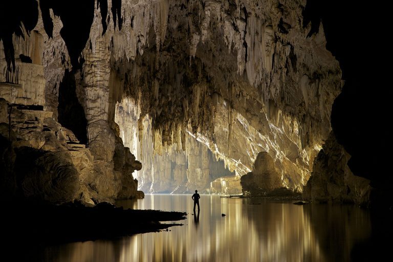 Tham Nan Lod Cave Mae Hong Son