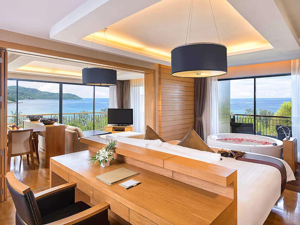 Novotel Avista Resort Karon Phuket