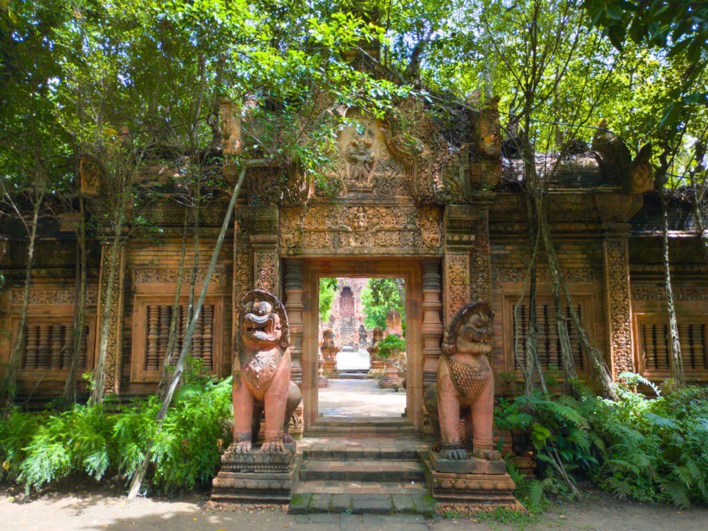 The Terracotta Garden Cafe Lamphun Unique Restaurant 