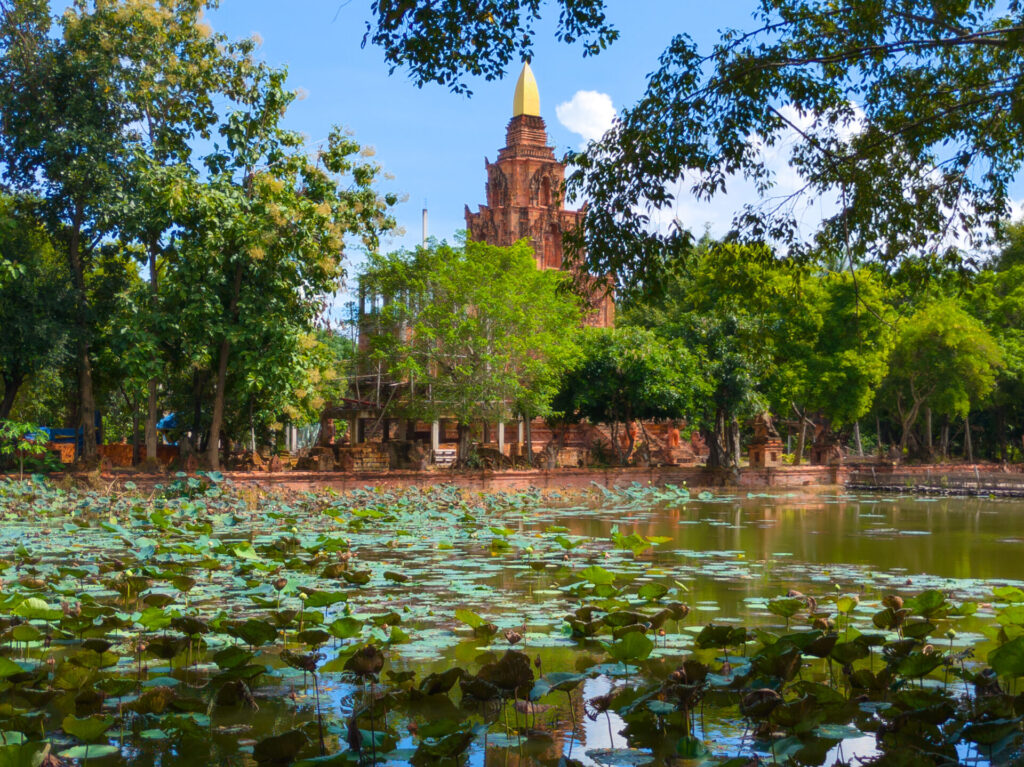 The Terracotta Garden Cafe Lamphun Unique Restaurant