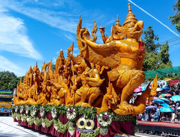 Asahna Bucha Candle Festival