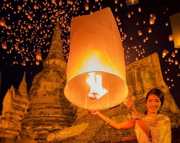 Loy Krathong Ayutthaya